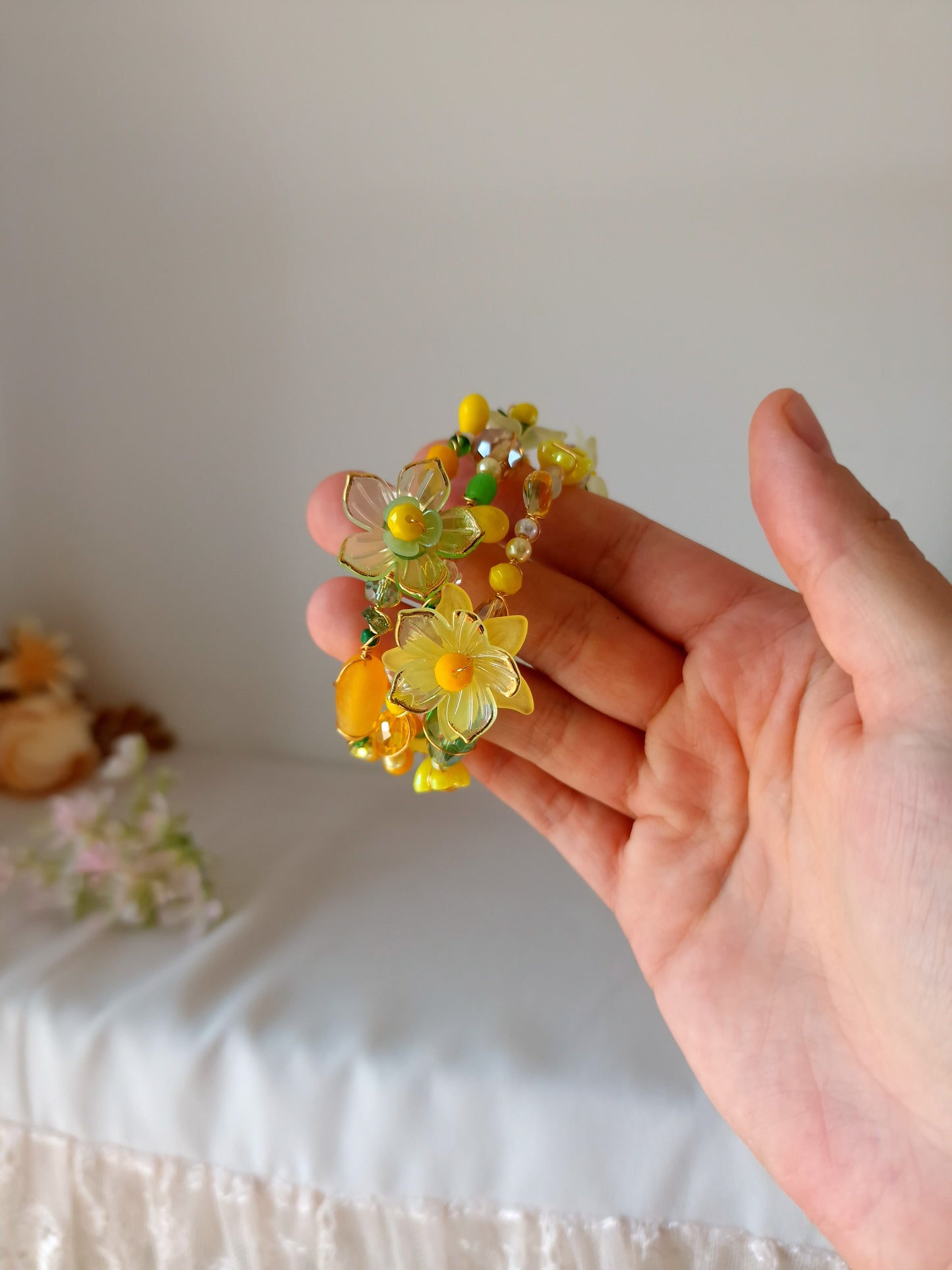 Brățară florală galbenă