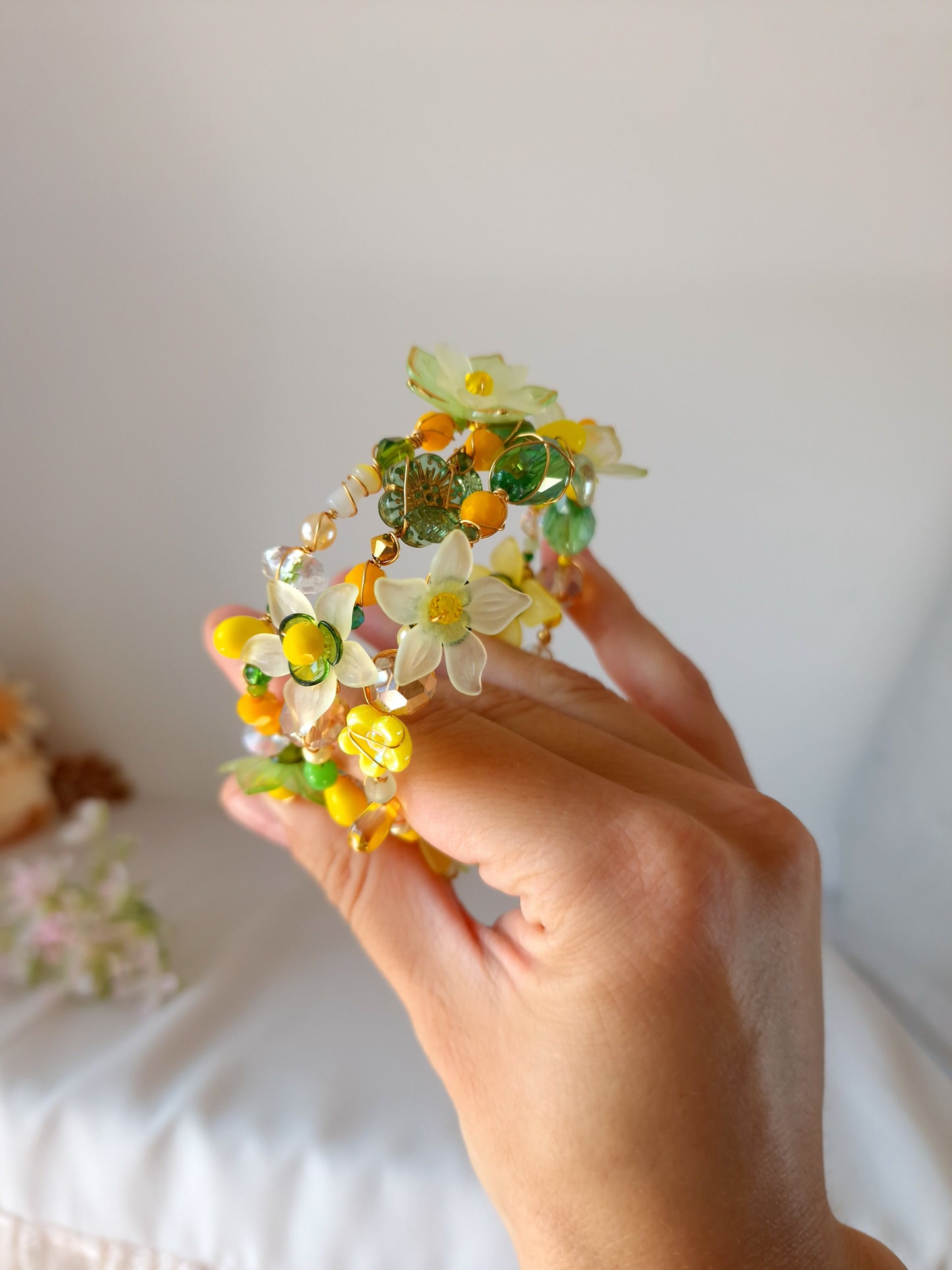 Brățară florală galbenă