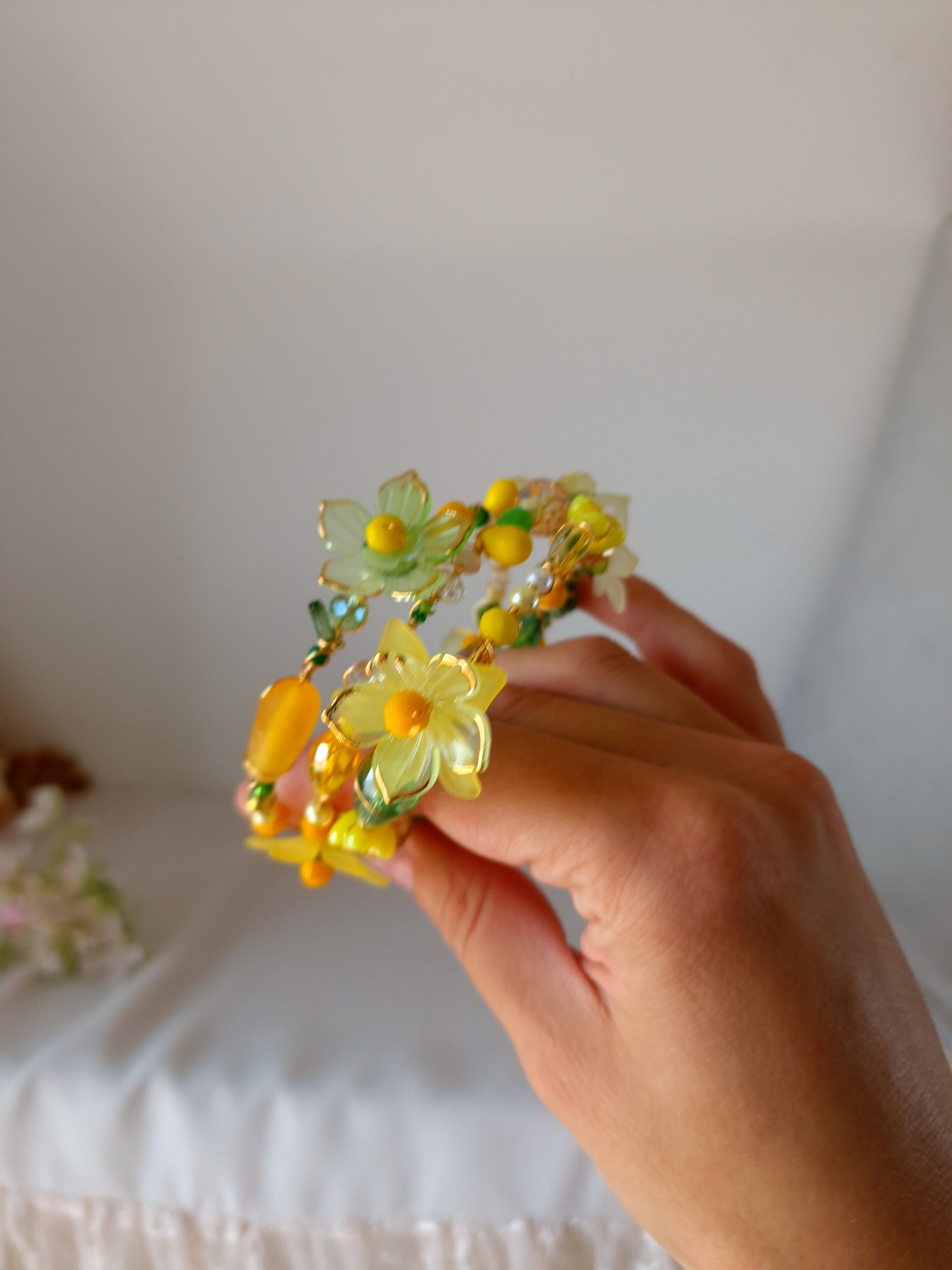Brățară florală galbenă