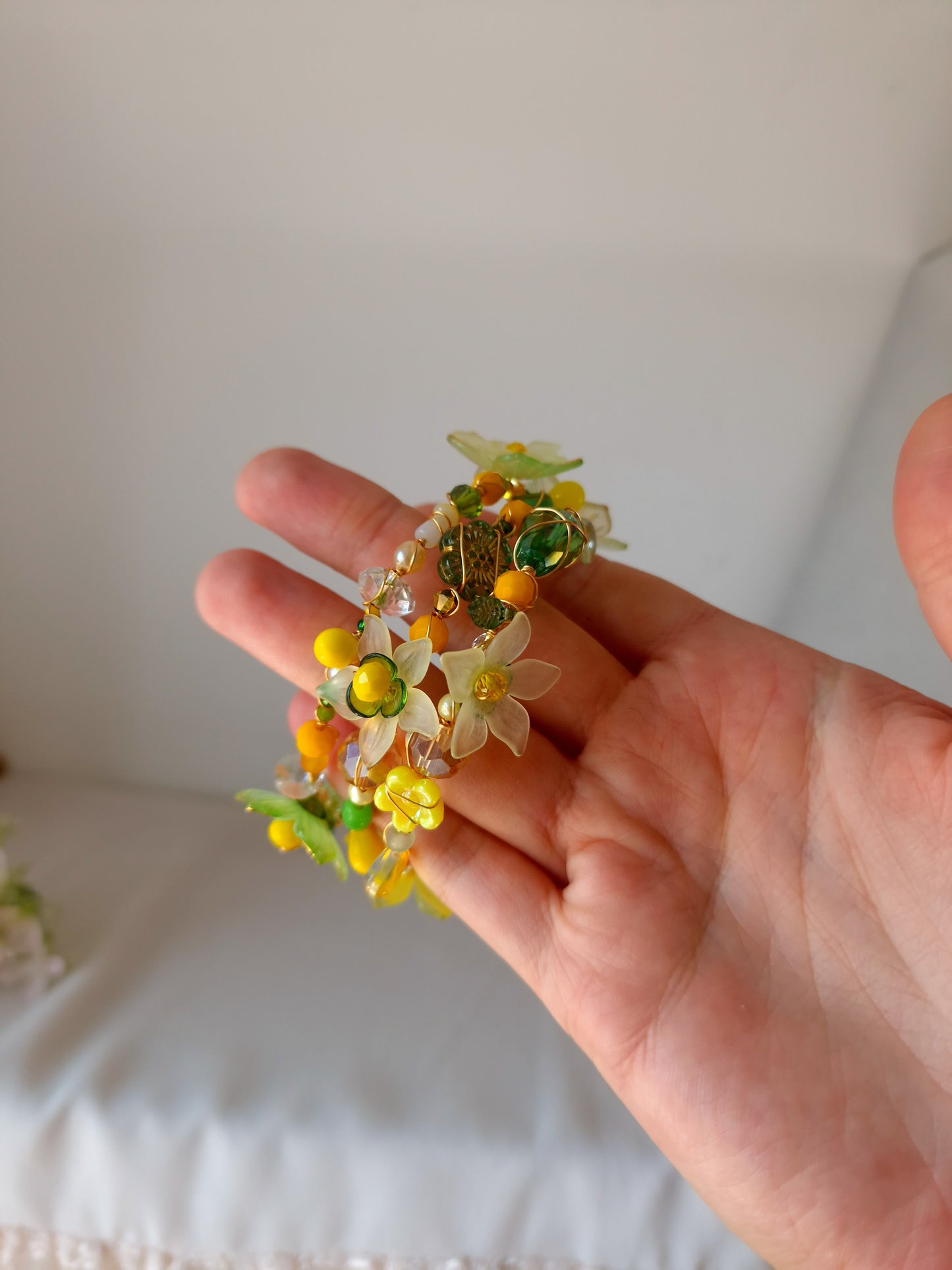 Brățară florală galbenă