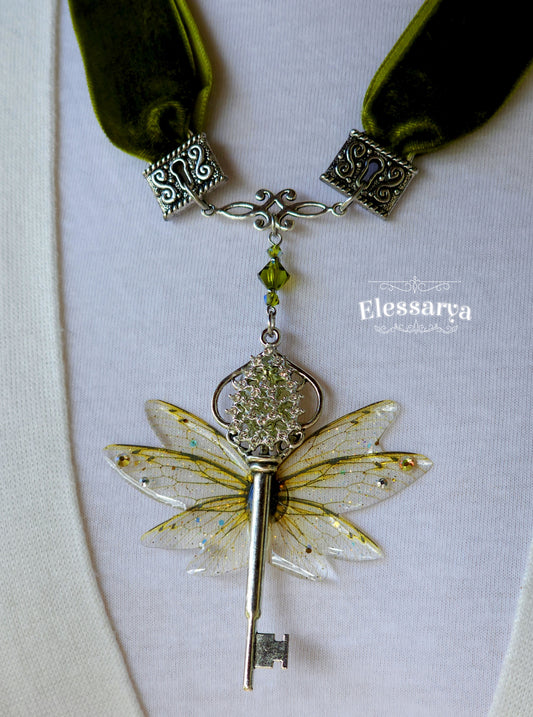 Colier Cheia Zânei din Codrul Magic