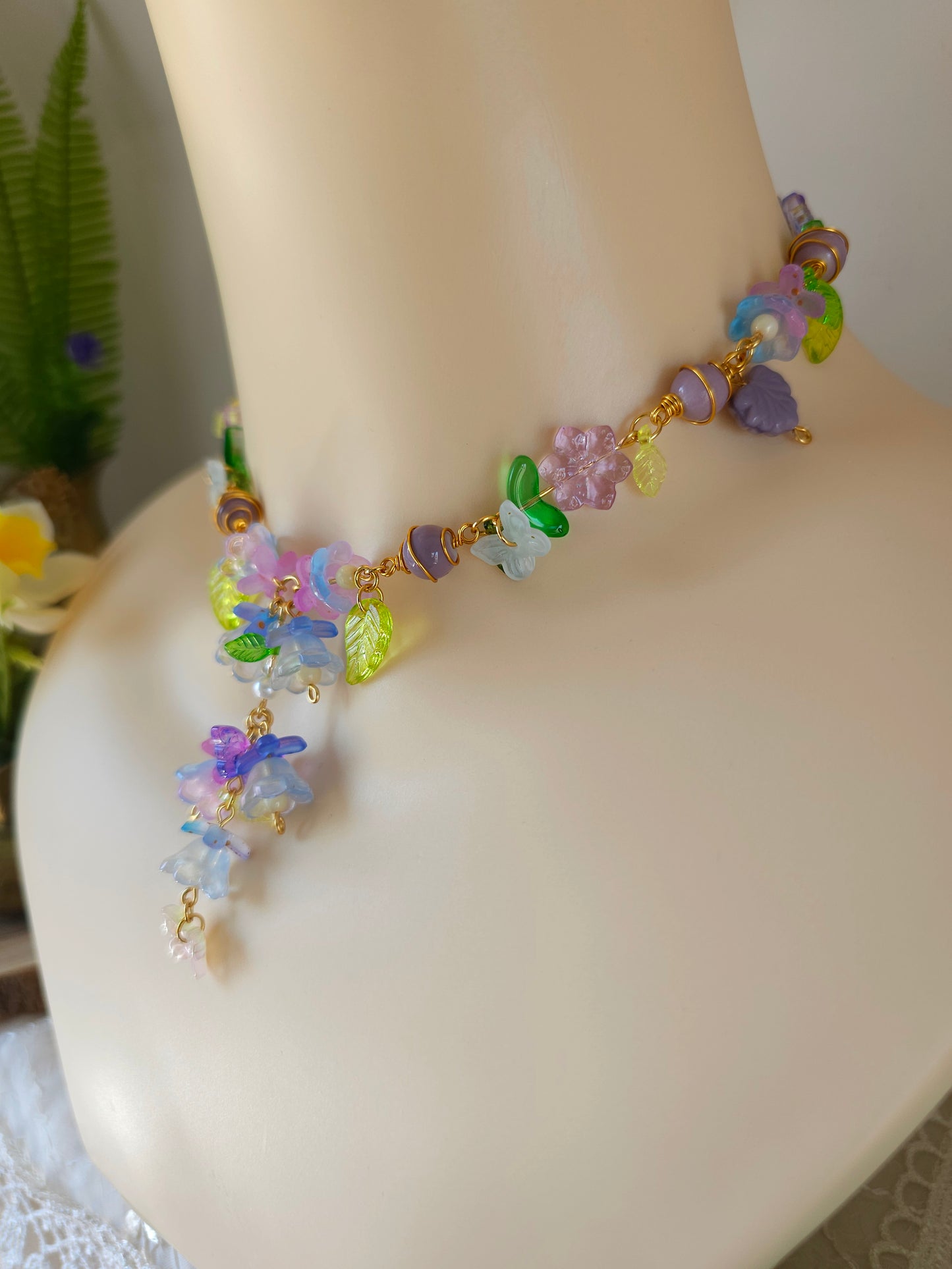 Colier floral "Grădina Elfilor"