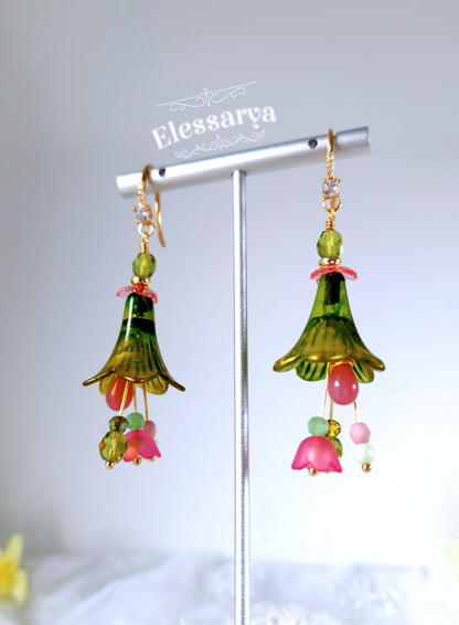Cercei florali cu clopoței magici