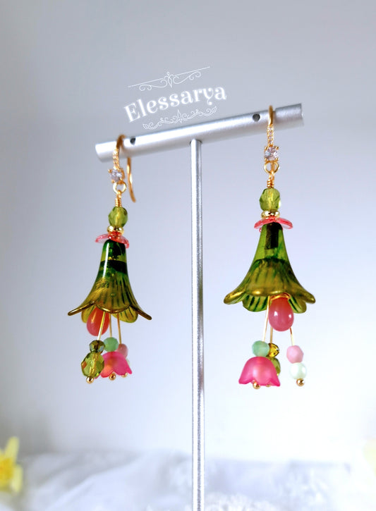 Cercei florali cu clopoței magici
