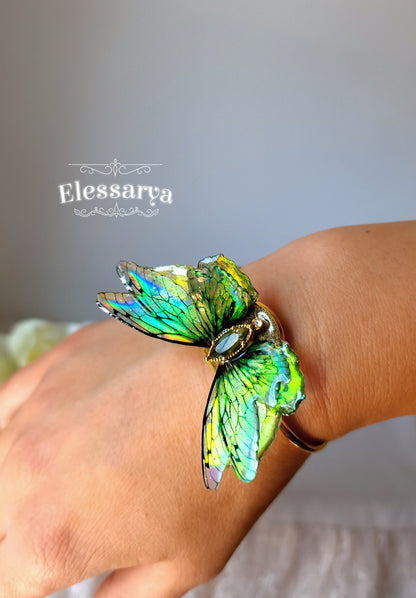 Brățară cu zână verde, stil cuff
