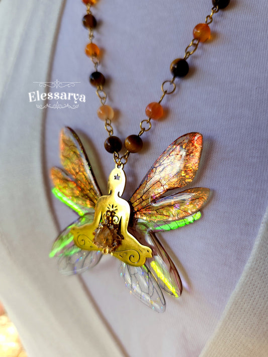 Colier cu Zâna Meditativă, Chakra Sacrală