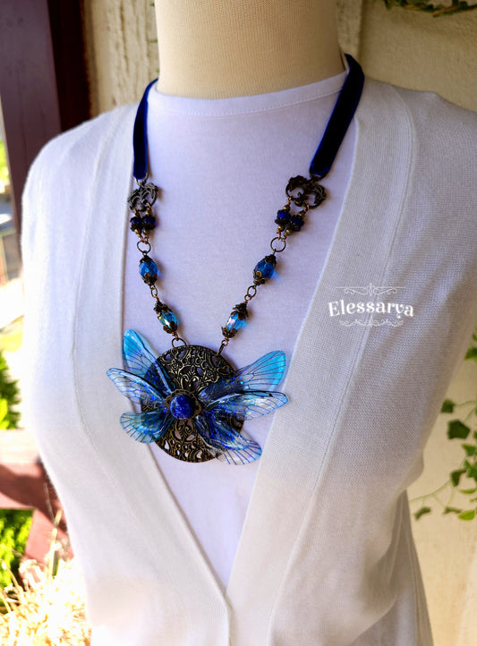 Colier Aripi de Ocean și Praf de Stele