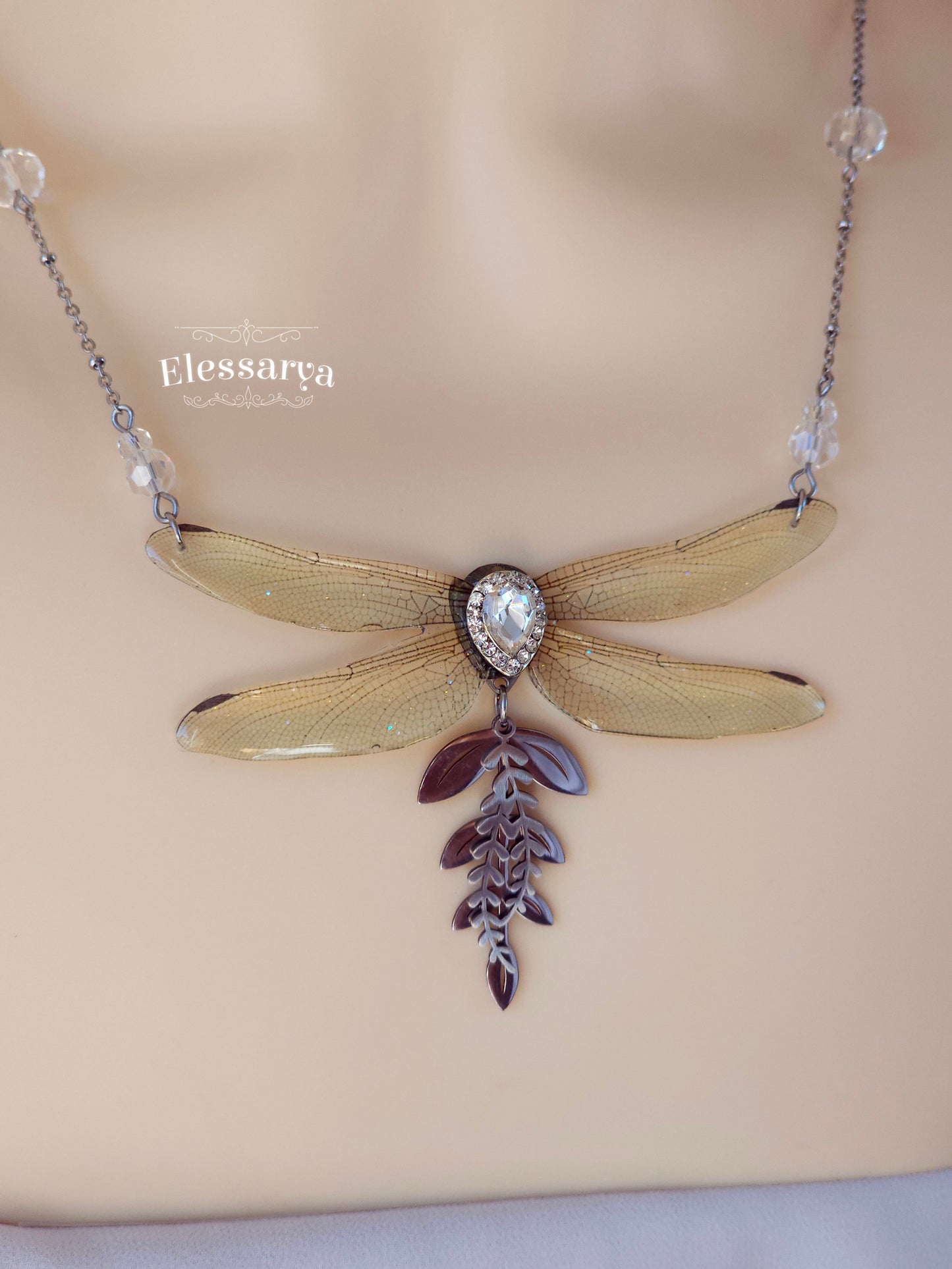 Colier Zâna Dimineții scăldate în Ceață