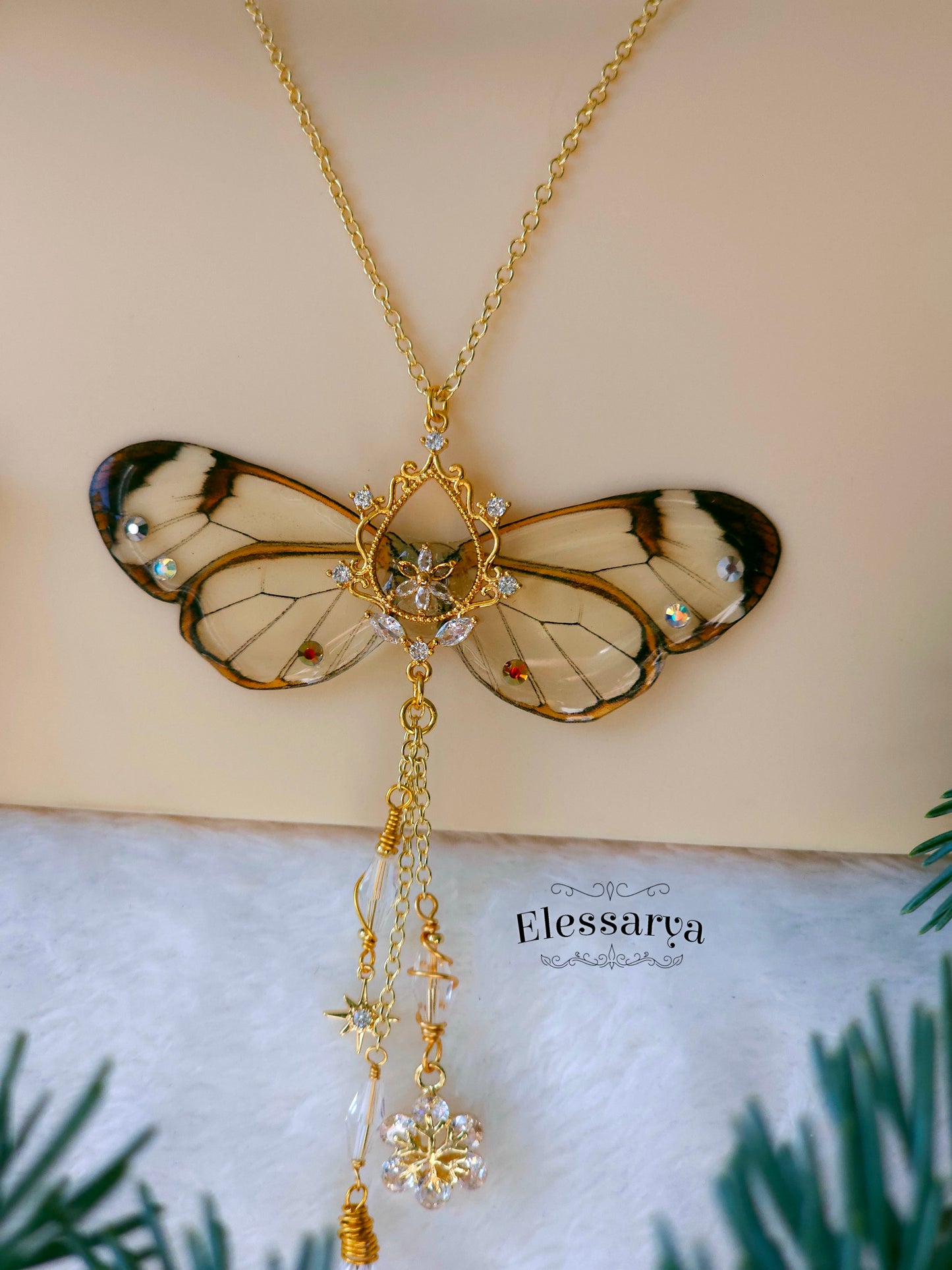 Colier cu Zâna Fermecată de Sticlă