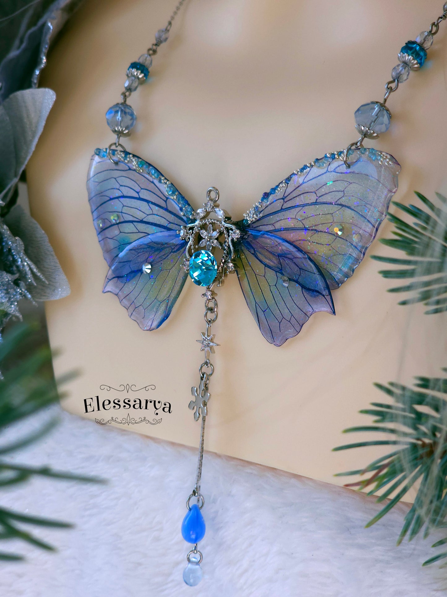 Colier Îngerul de Gheață Albastru