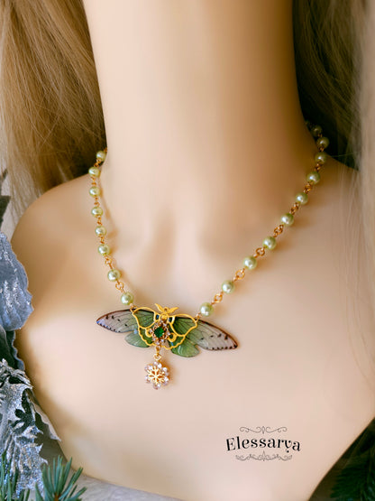 Colier cu Zâna Regală a Iernii