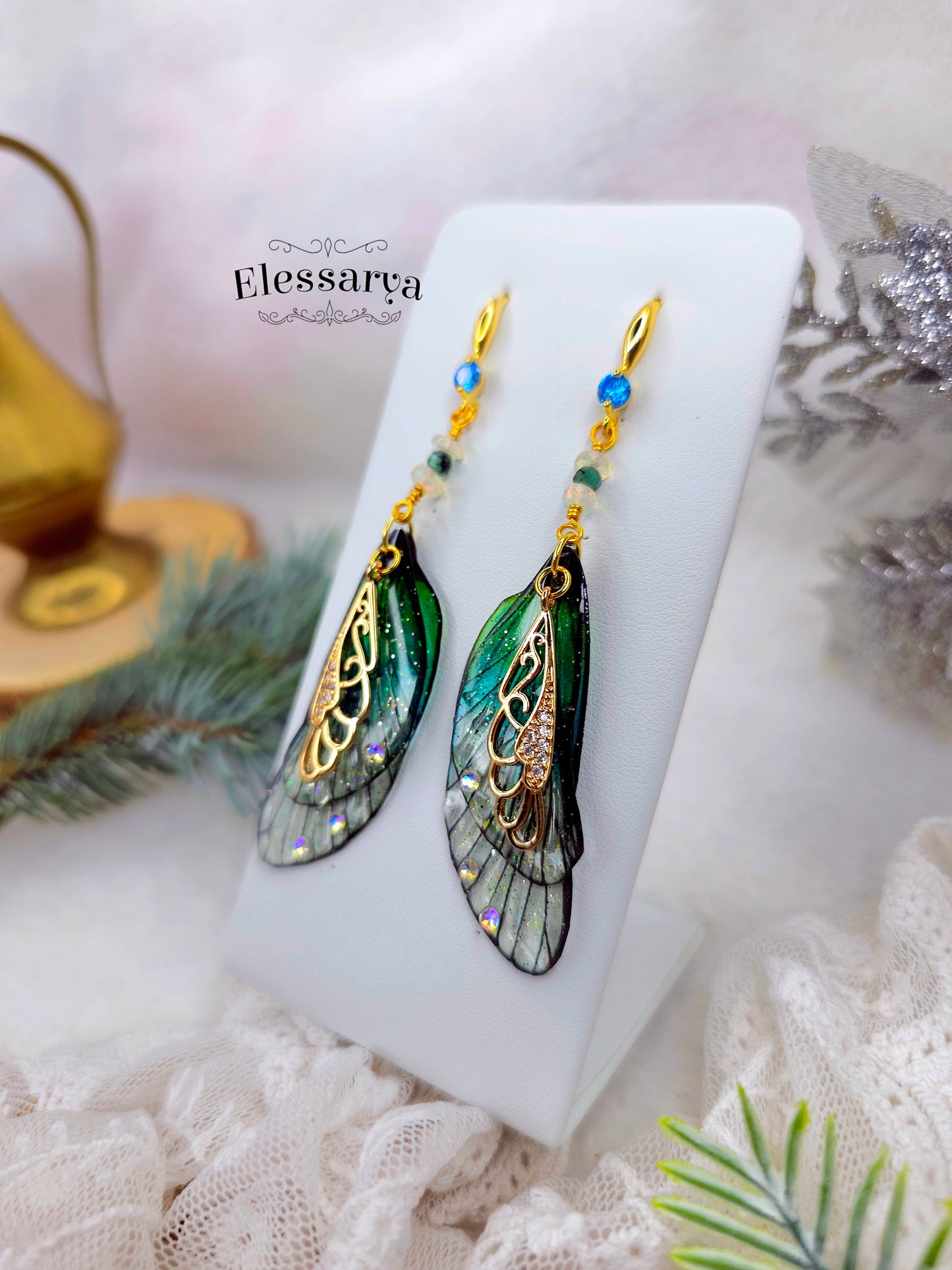 Cercei Aripi de Înger în Lumina Aurie