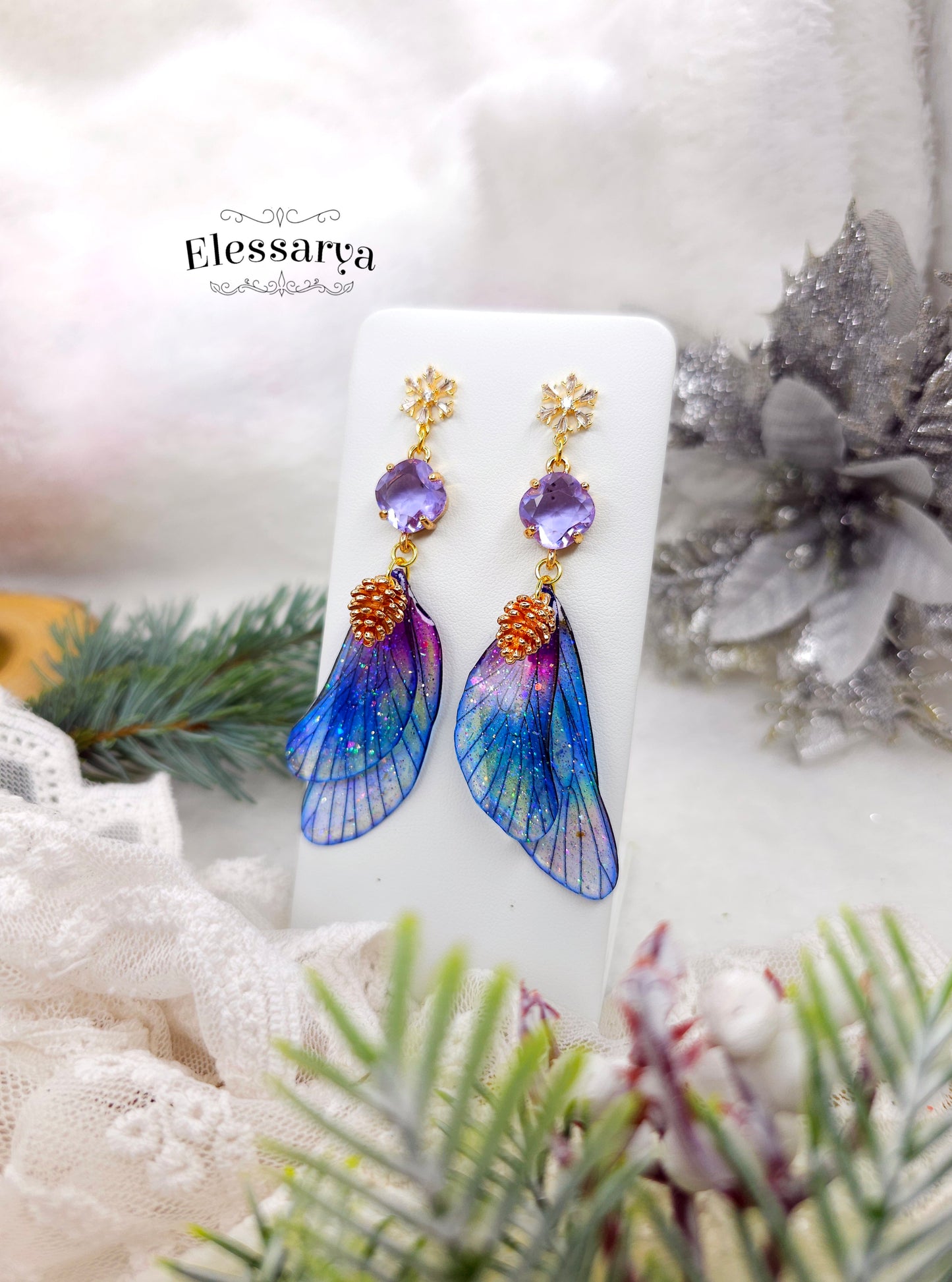 Cercei Conuri Fermecate și Aripi de Gheață