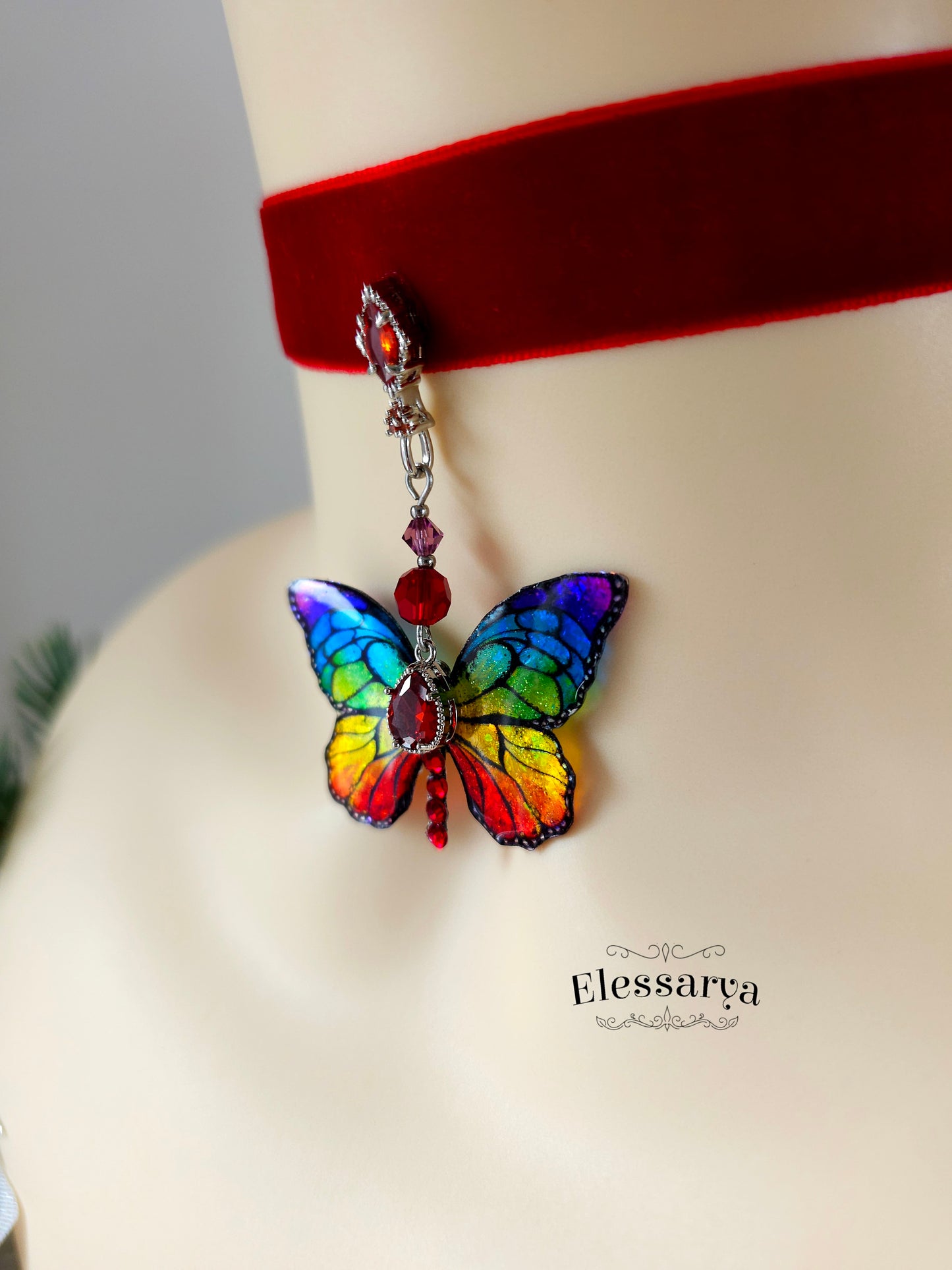 Choker cu Fluturaș Festiv