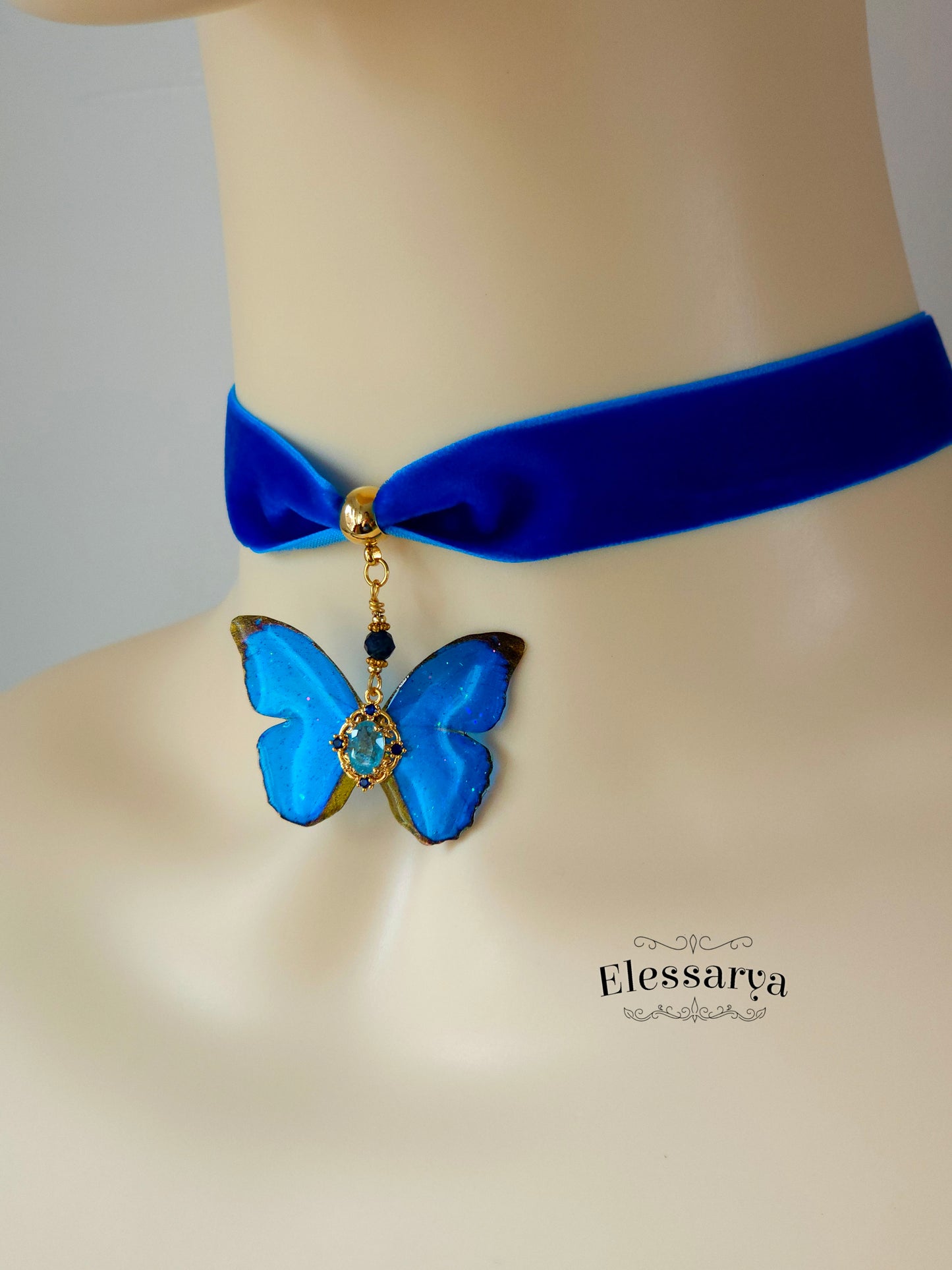 Choker Spiritul Albastru al Iernii