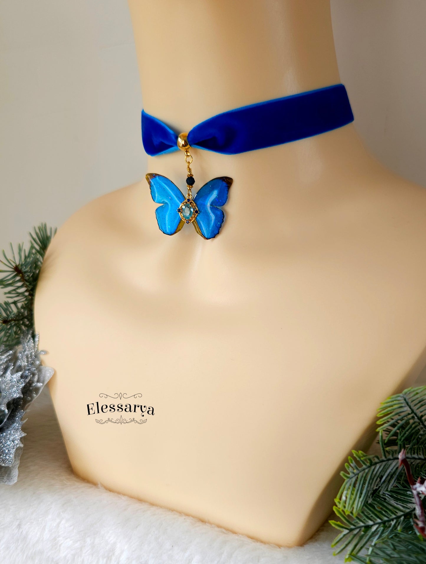 Choker Spiritul Albastru al Iernii