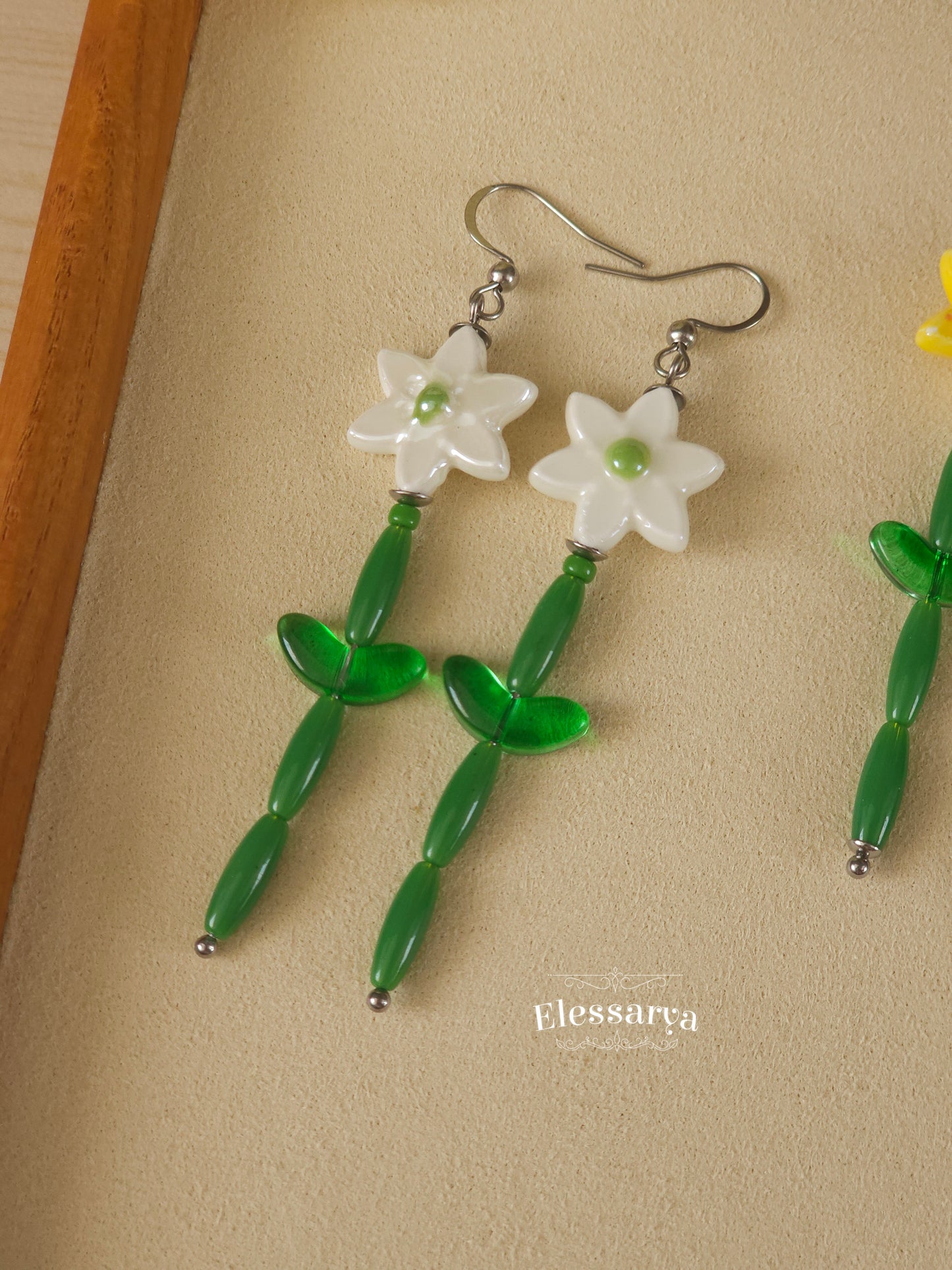 Floral Earrings – Spring Daffodils