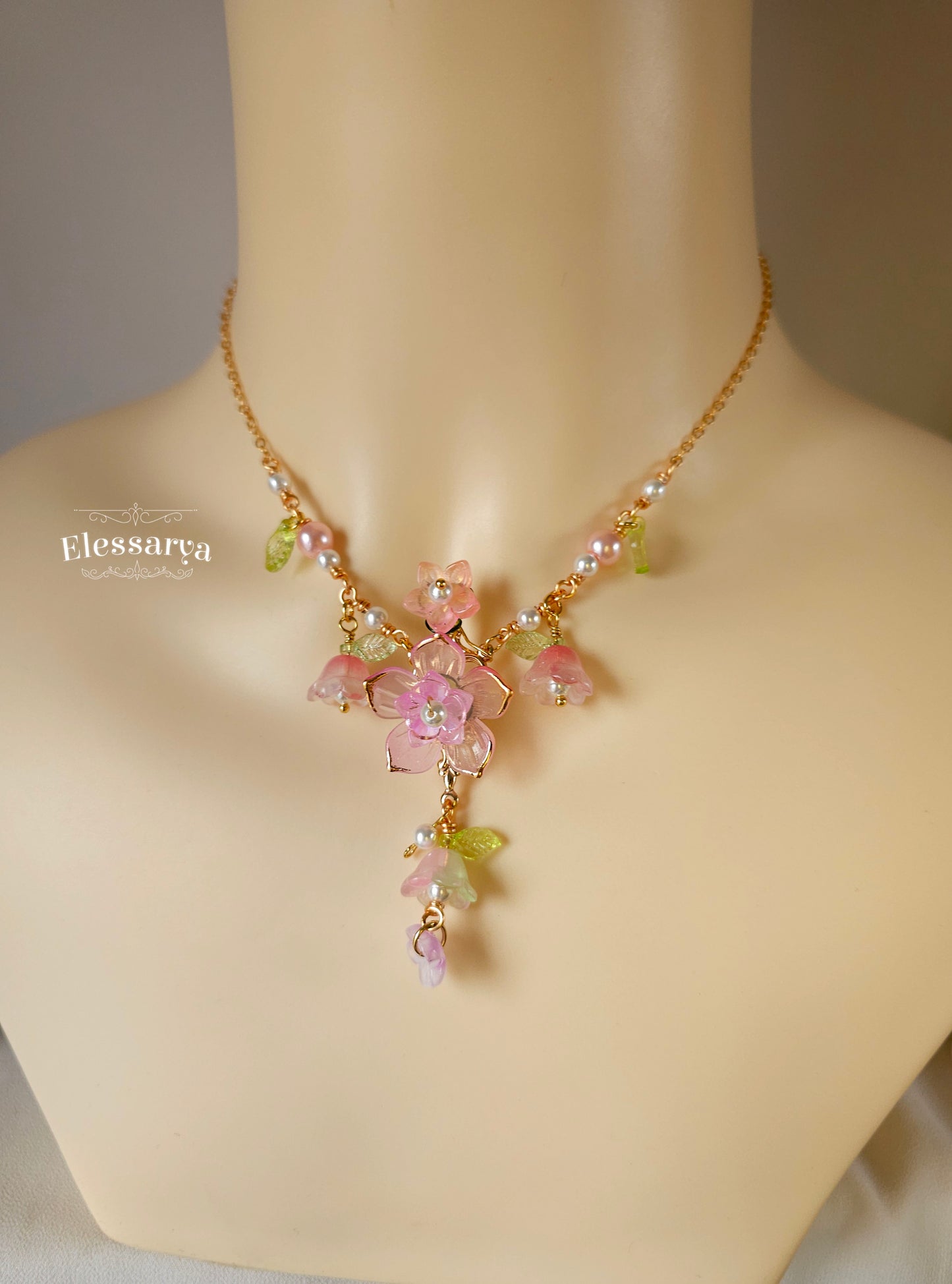 Colier Floral – Grădină Roz de Primăvară