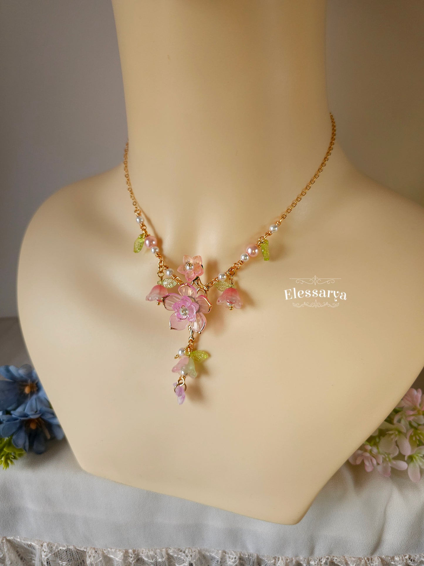 Colier Floral – Grădină Roz de Primăvară