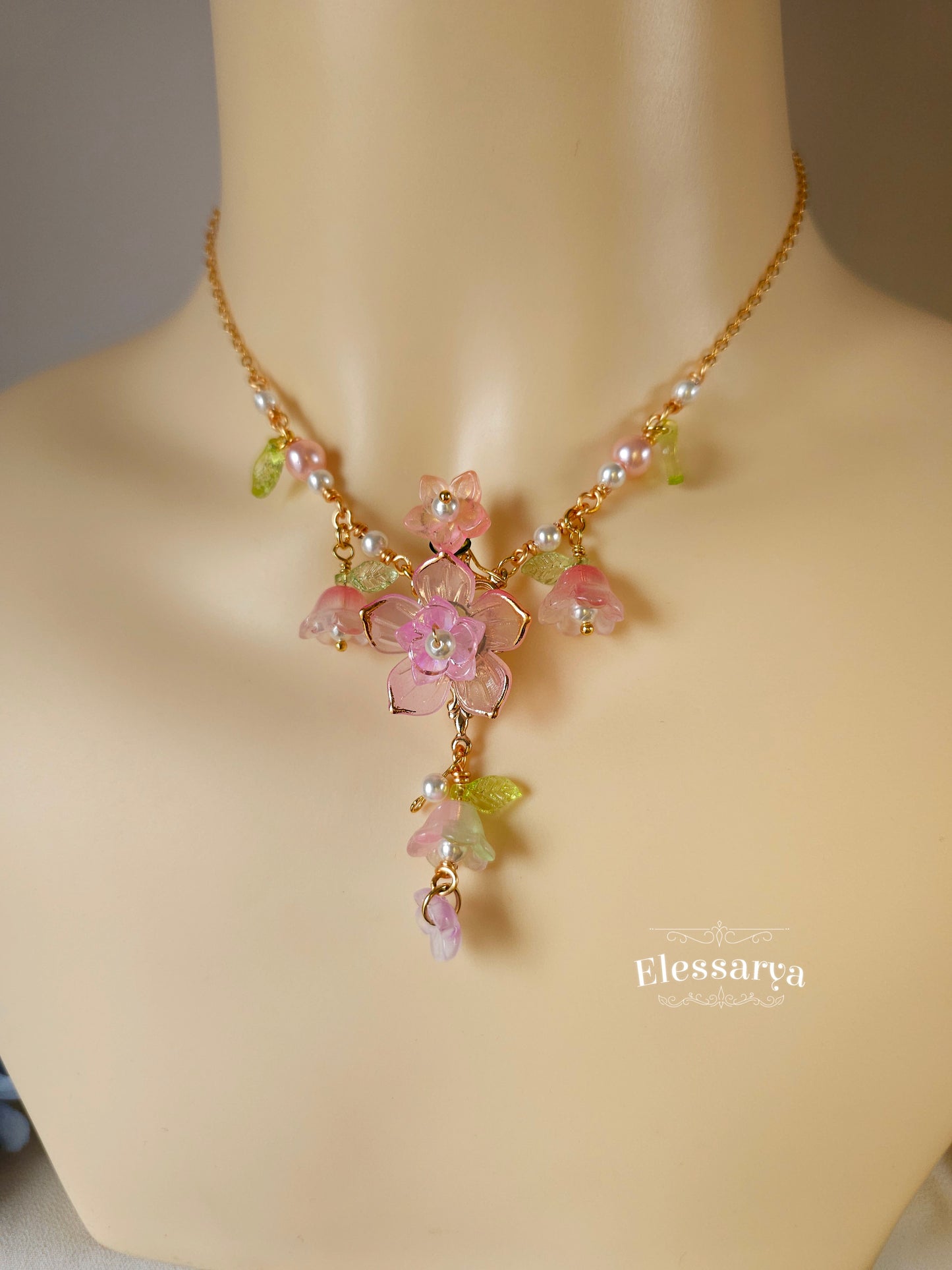 Colier Floral – Grădină Roz de Primăvară