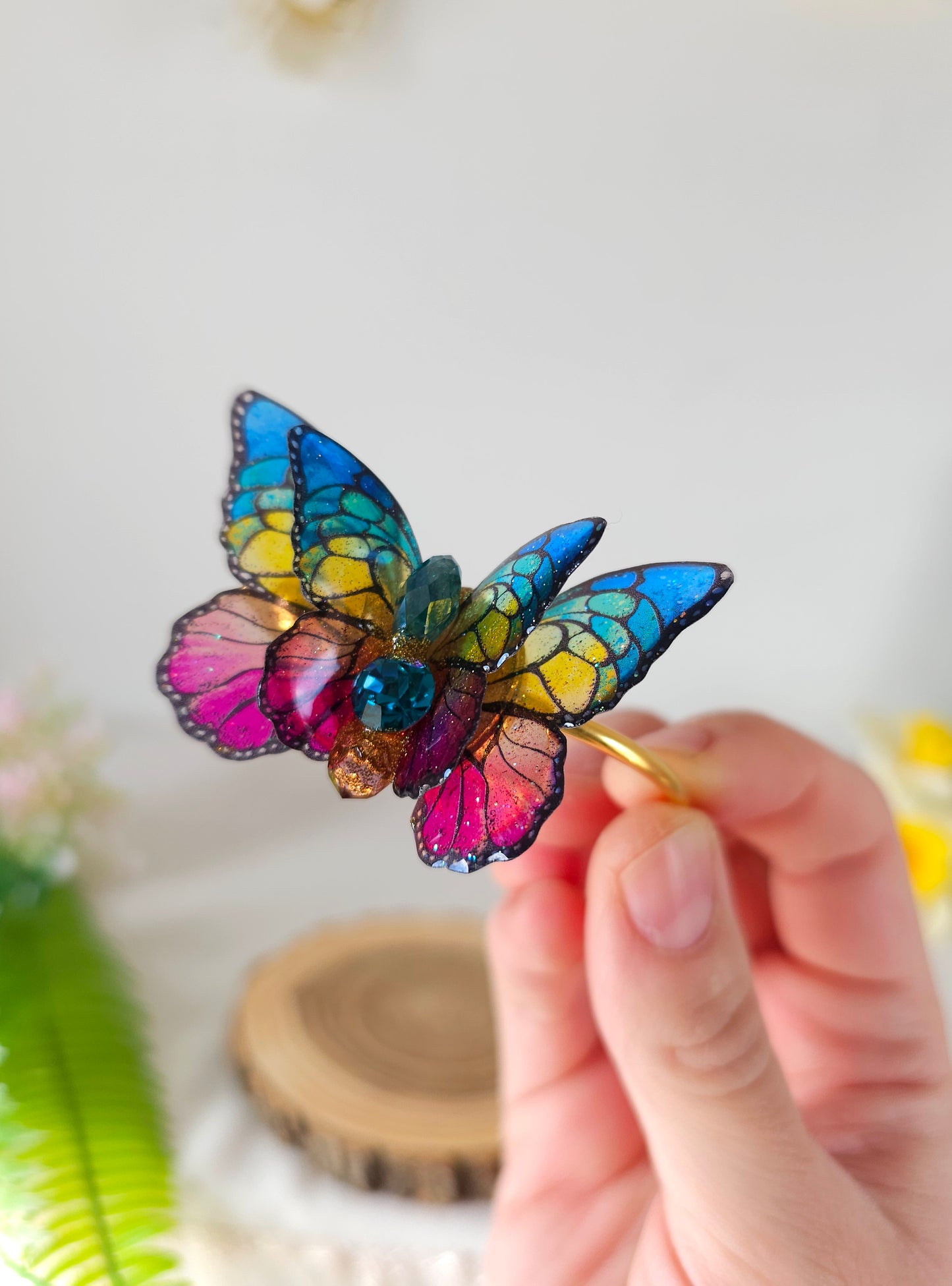 Brățară bangle deschisă – Fluture iridescent