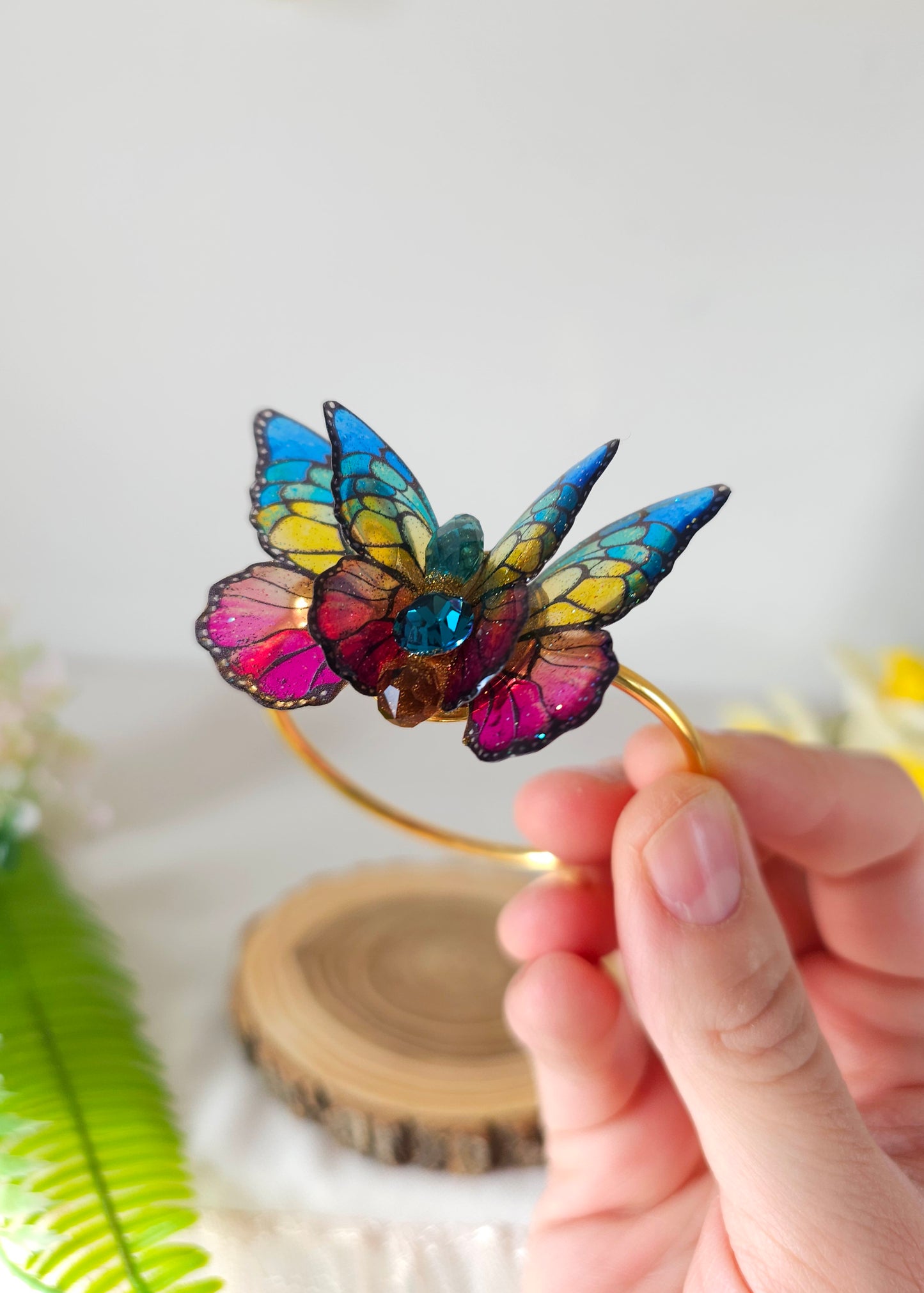 Brățară bangle deschisă – Fluture iridescent