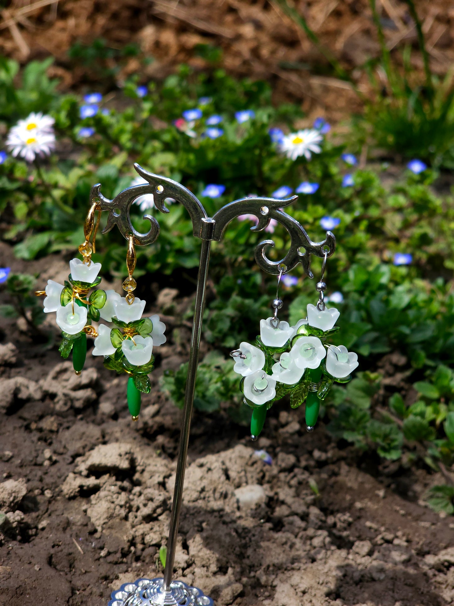 Cercei Buchet de Lăcrămioare