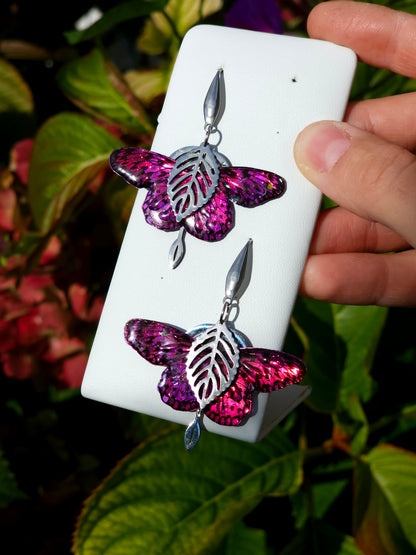 Cercei Aripi de Magenta