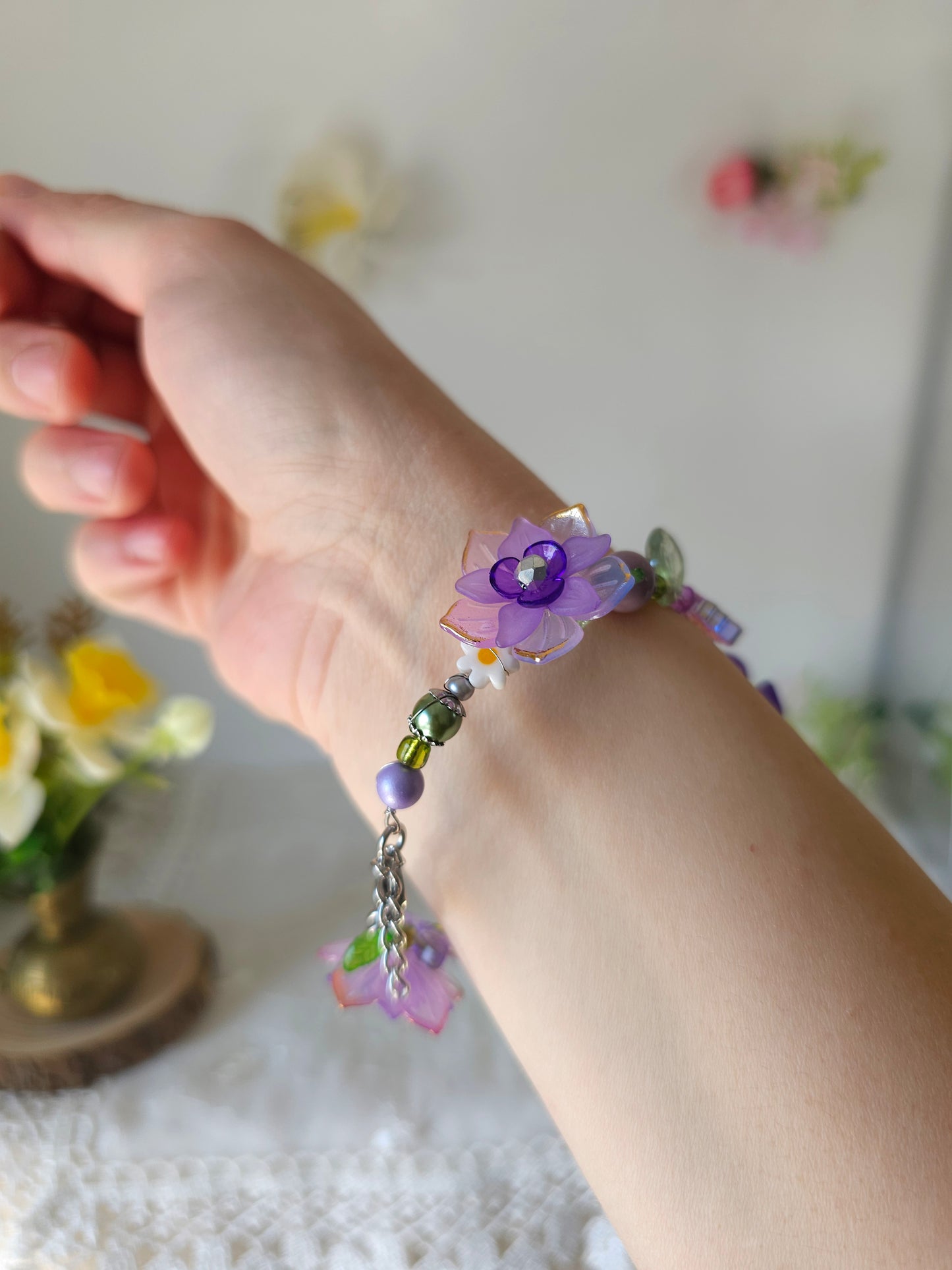 Brățară florală "Vis de Liliac"